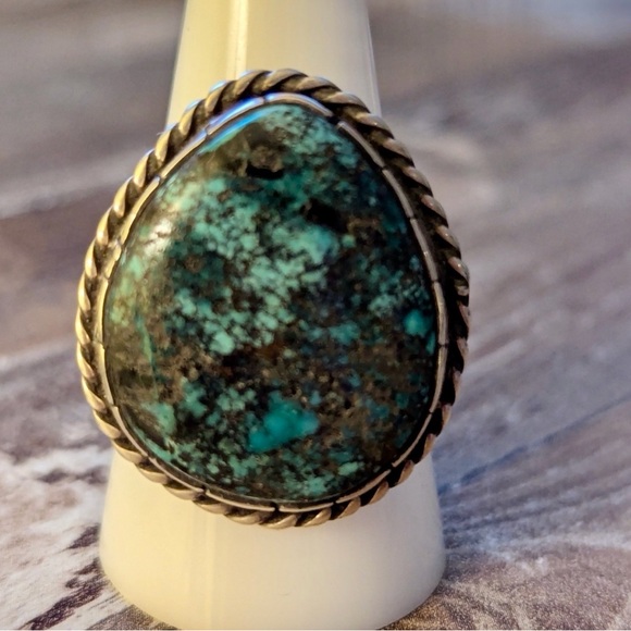 Native American Jewelry - Vintage Navajo Native Turquoise Ring Size 10